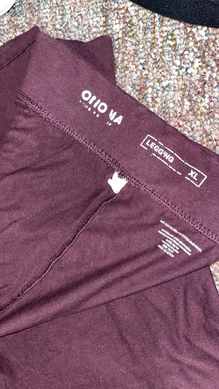 Onyx Mara Women's Burgundy Leggings Size XL